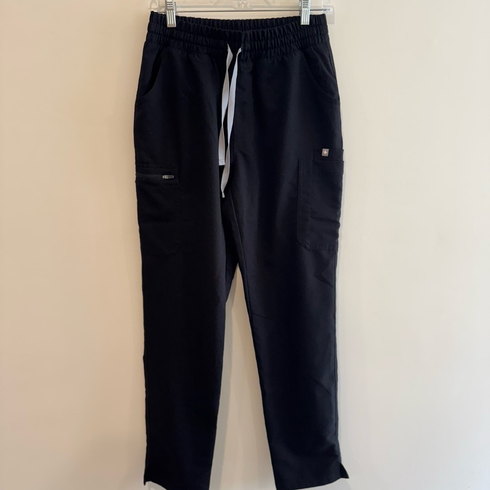 Figs Straight Leg Black Scrubs Size S